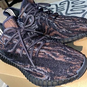 Men’s Yeezy Boost 350 V2 MX Rock with Box